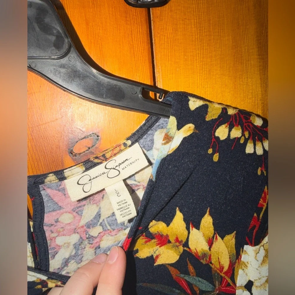 Maternity Tunic - Picture 2 of 5